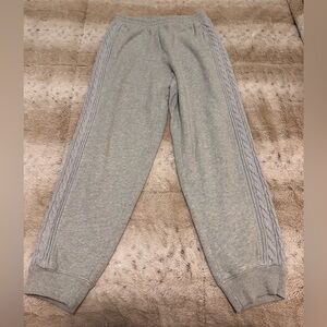 Cable knit sweatpant johgers size medium